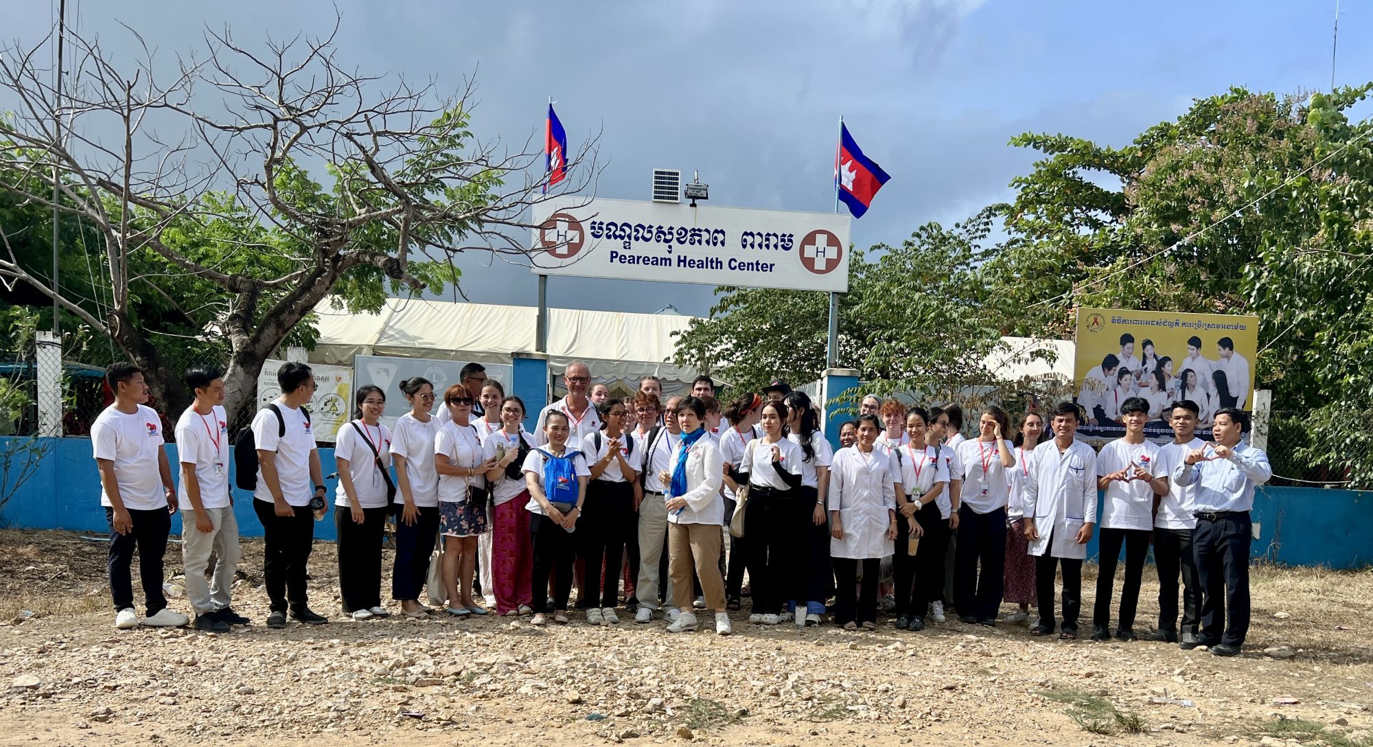 Mission Sos Cambodian Kids à Bati Peaream Aout 2025 Equipe