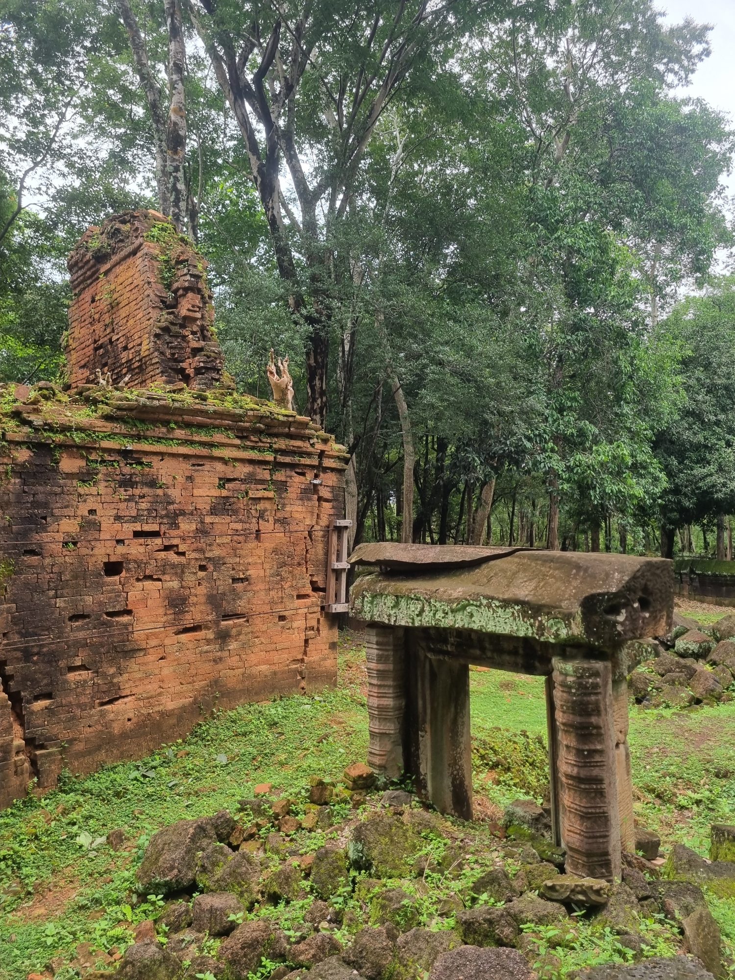 Prasat Banteay Pir Chan : Le temple perdu aux portes d’Angkor 20250726 123919