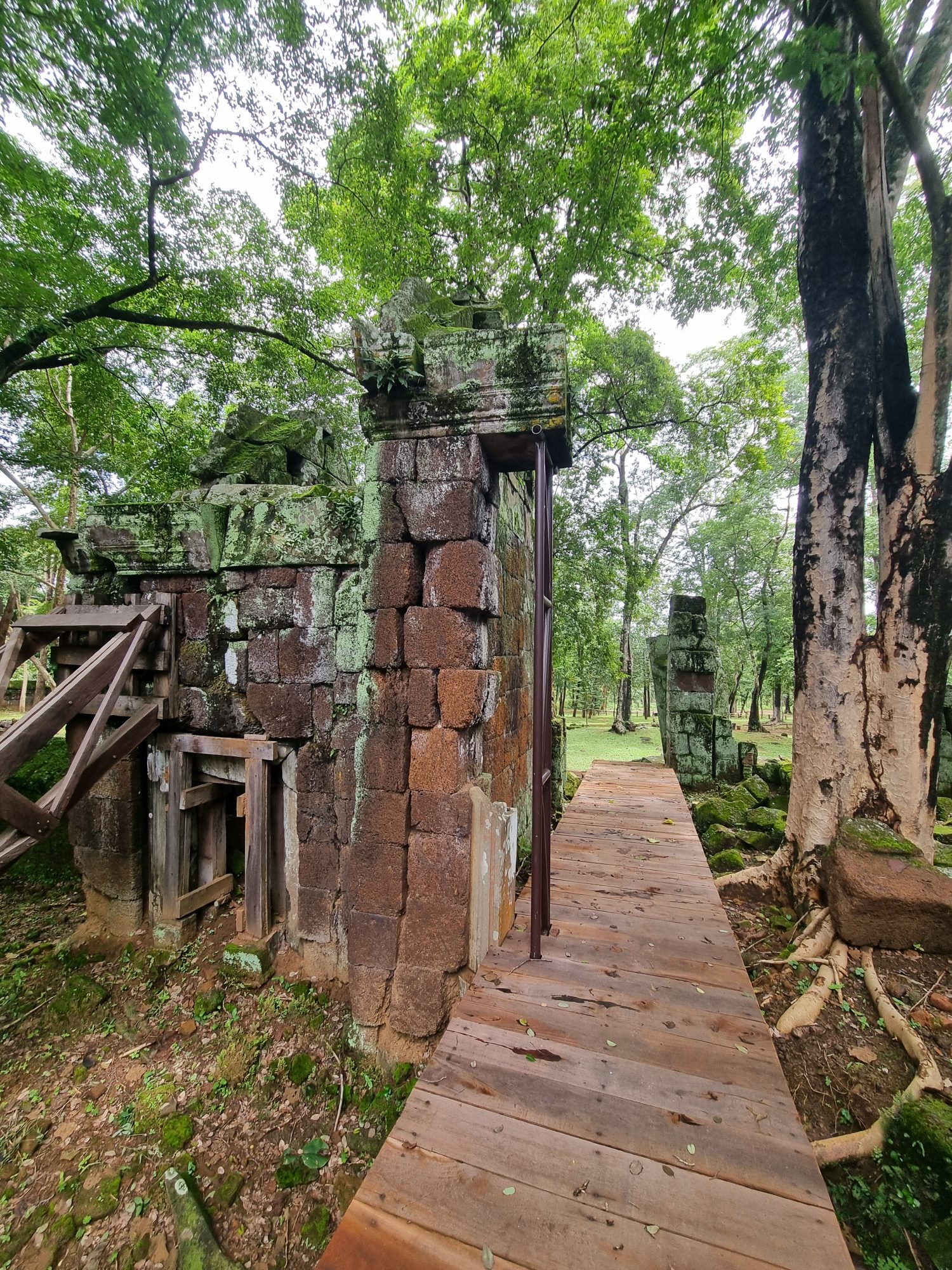 Prasat Banteay Pir Chan : Le temple perdu aux portes d’Angkor 20250726 124121