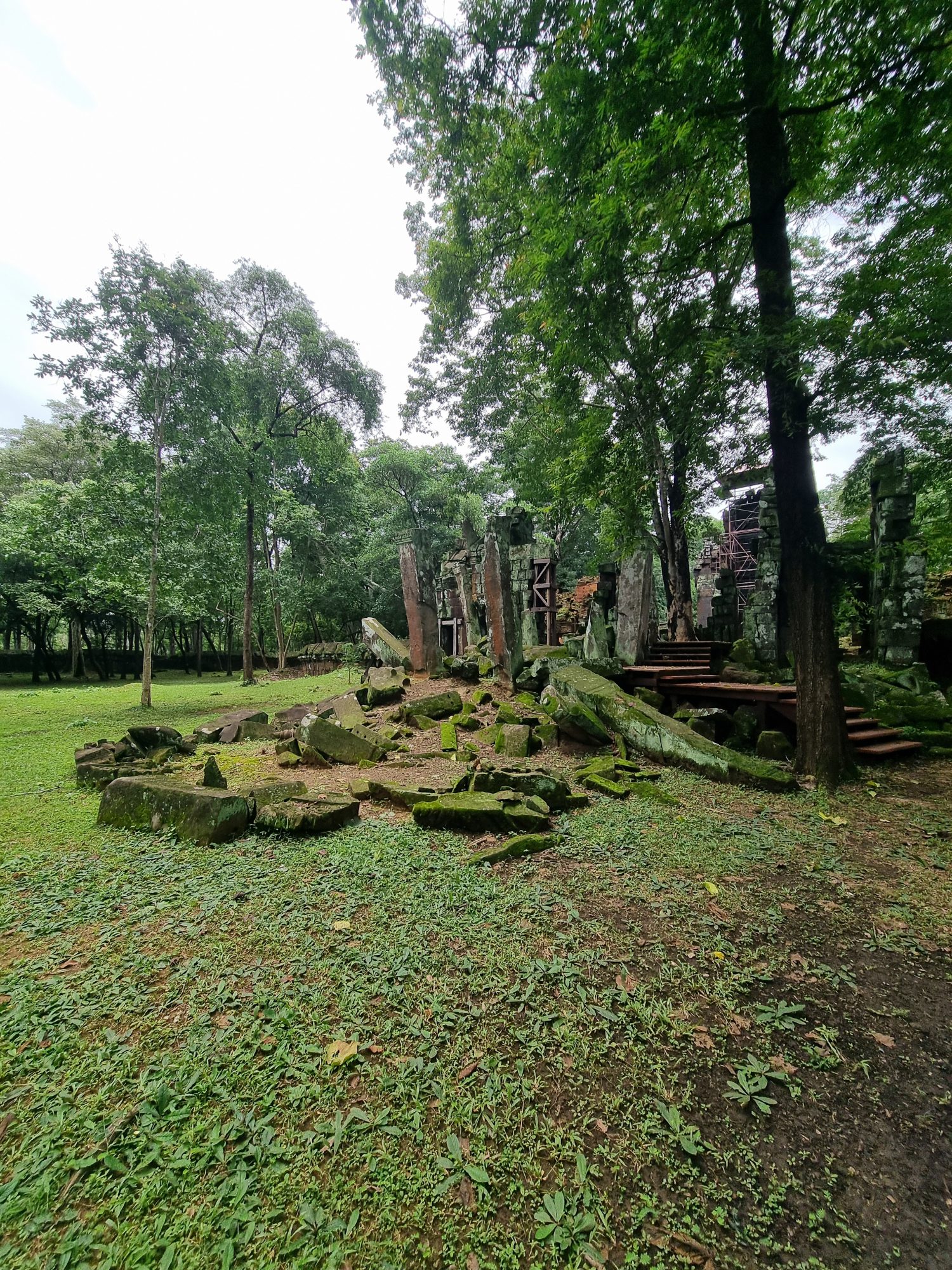 Prasat Banteay Pir Chan : Le temple perdu aux portes d’Angkor 20250726 124318